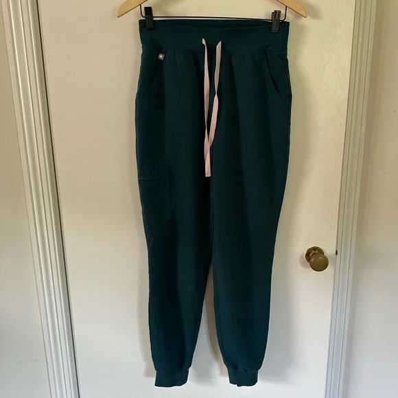 FIGS Zamora Jogger Scrub Pant - Picture 2 of 4